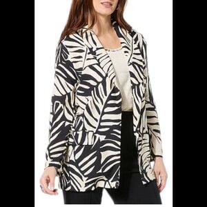 LB70 by Lloyd Boston Women's Passport Woven Blazer Black Palms - Regular